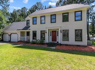 7791 Trappers Rd, Fayetteville, NC 28311