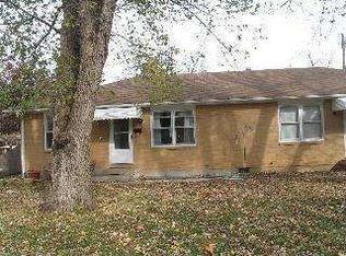 1603 SW Moore St, Blue Springs, MO 64015