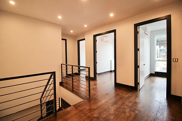 Rented by Hagstrom Management Inc | media 14