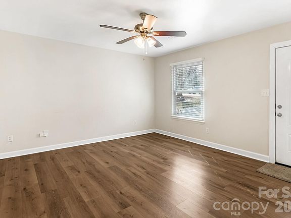 5th image of 8446 Clear Meadow Ln