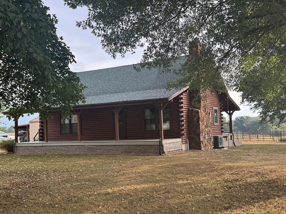 1st image of 4452 S 70th Road