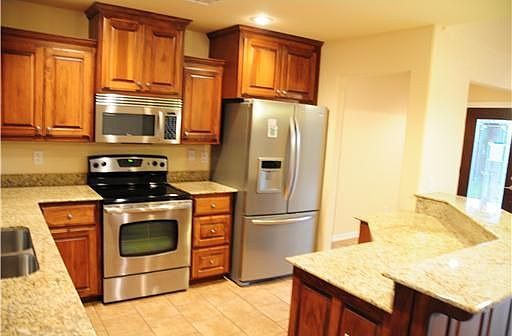 4th image of 11 Talana Ln