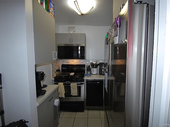 4th image of 7 Balint Drive #521