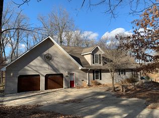 3249 Everglade Ln, Centralia, IL 62801