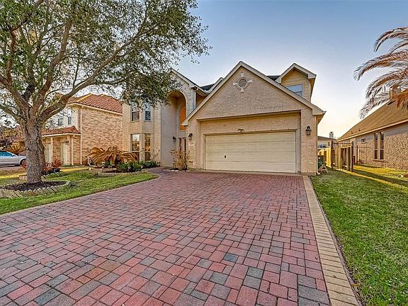 3rd image of 14238 Jaubert Ct