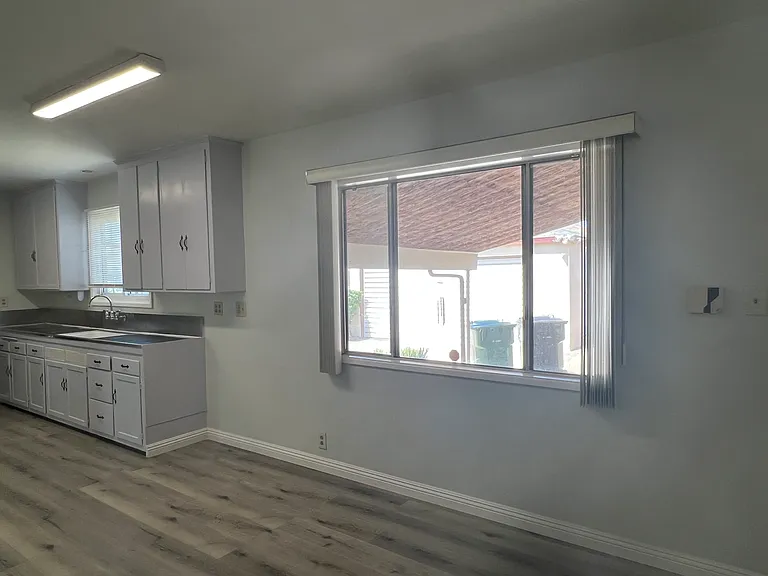1115 S El Molino St — Photo 8