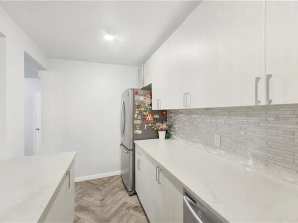 3021 Avenue Z image 10 of 14