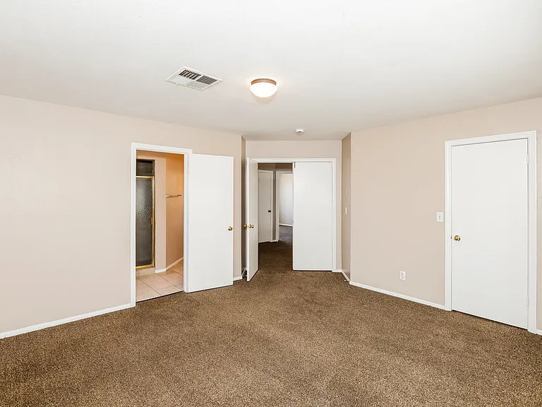 1605 Fig Palm Ct — Photo 10