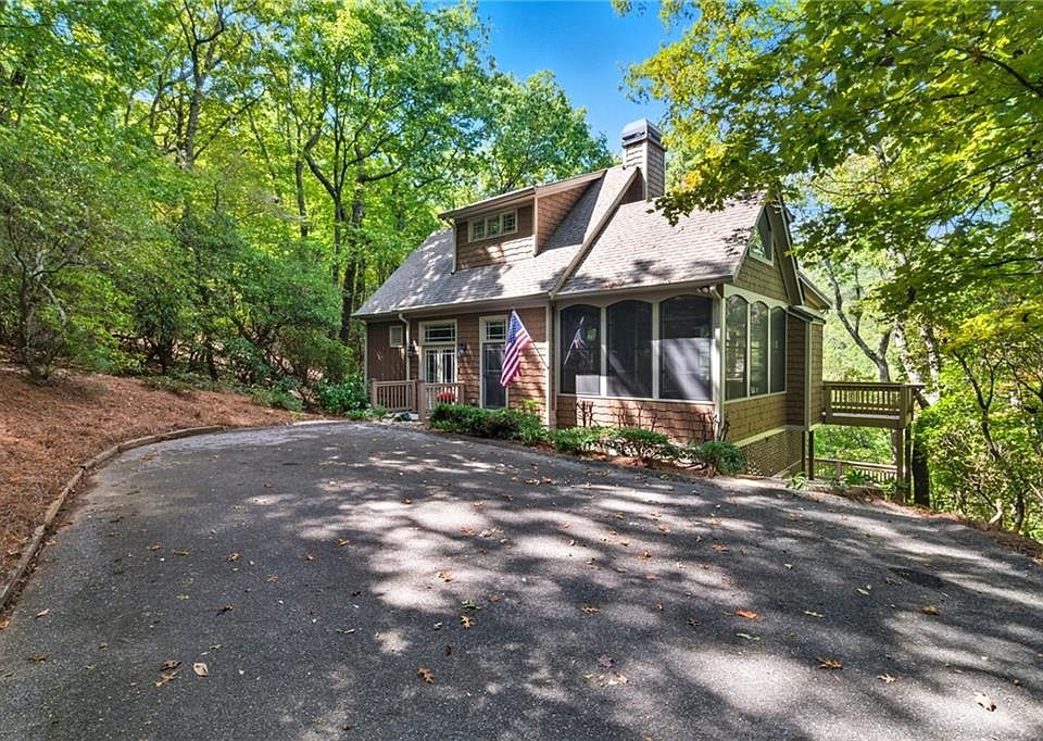 1st image of 69 Chipmunk Cir