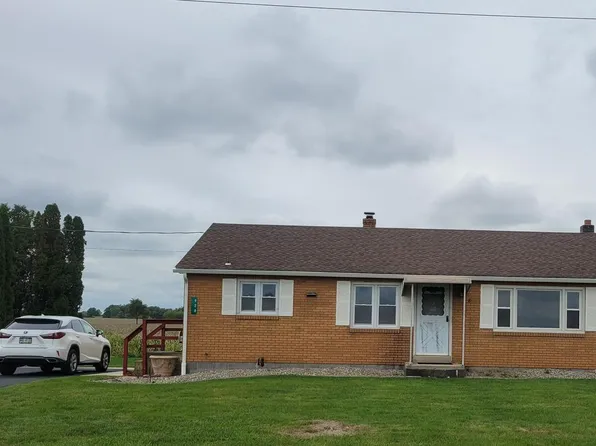 928 Valley Rd, Mertztown, PA 19539