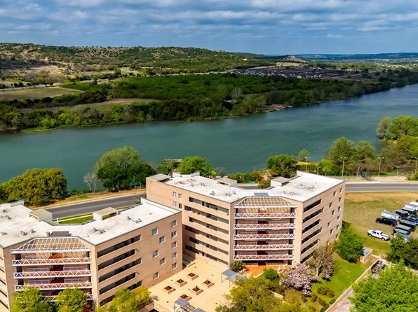 1012 Guadalupe St, Kerrville, TX 78028
