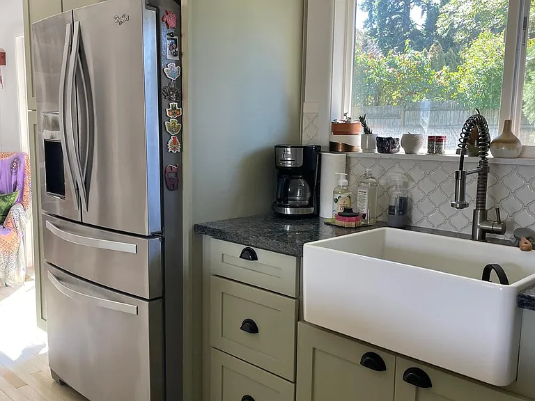 1713 Eugene St — Photo 4