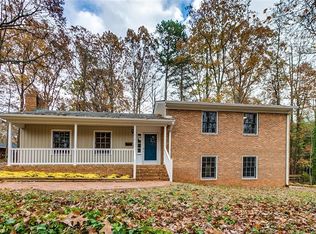 615 Cliff Rd, Asheboro, NC 27203