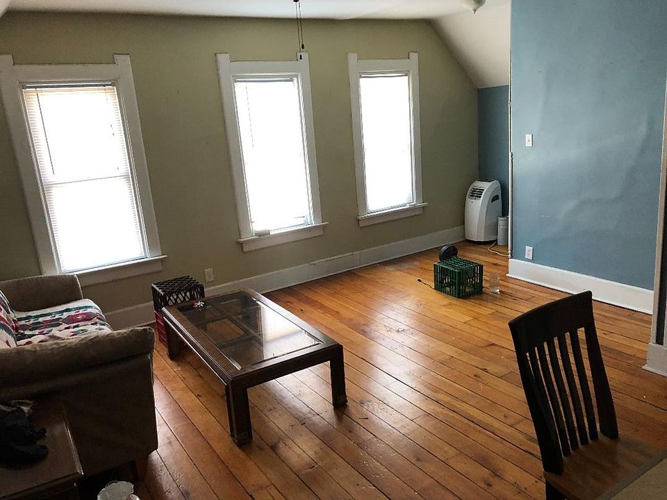 1st image of 3053 N Holton St #92828B266