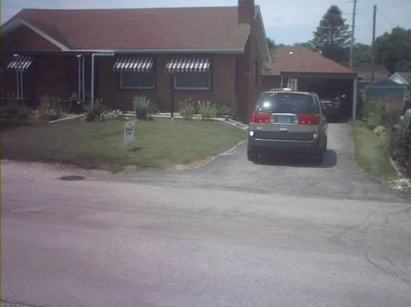 2619 E 494th Rd, Oglesby, IL 61348