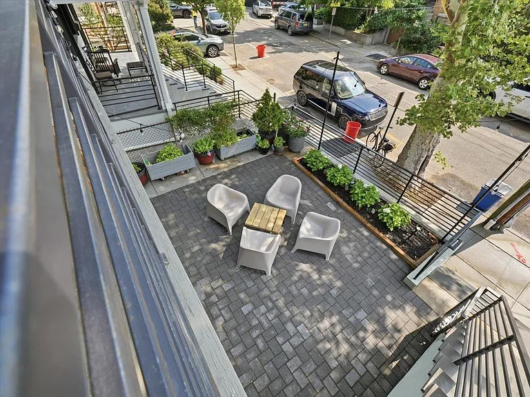 59 Hauxhurst Ave #1 — Photo 18