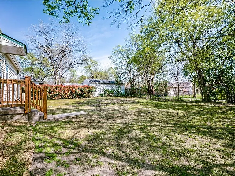 3558 Park Ln — Photo 10