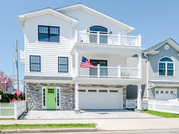 75 Curley Street, Long Beach, NY 11561