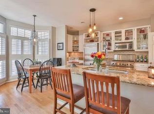 11437 Hollow Timber Ct, Reston, VA 20194