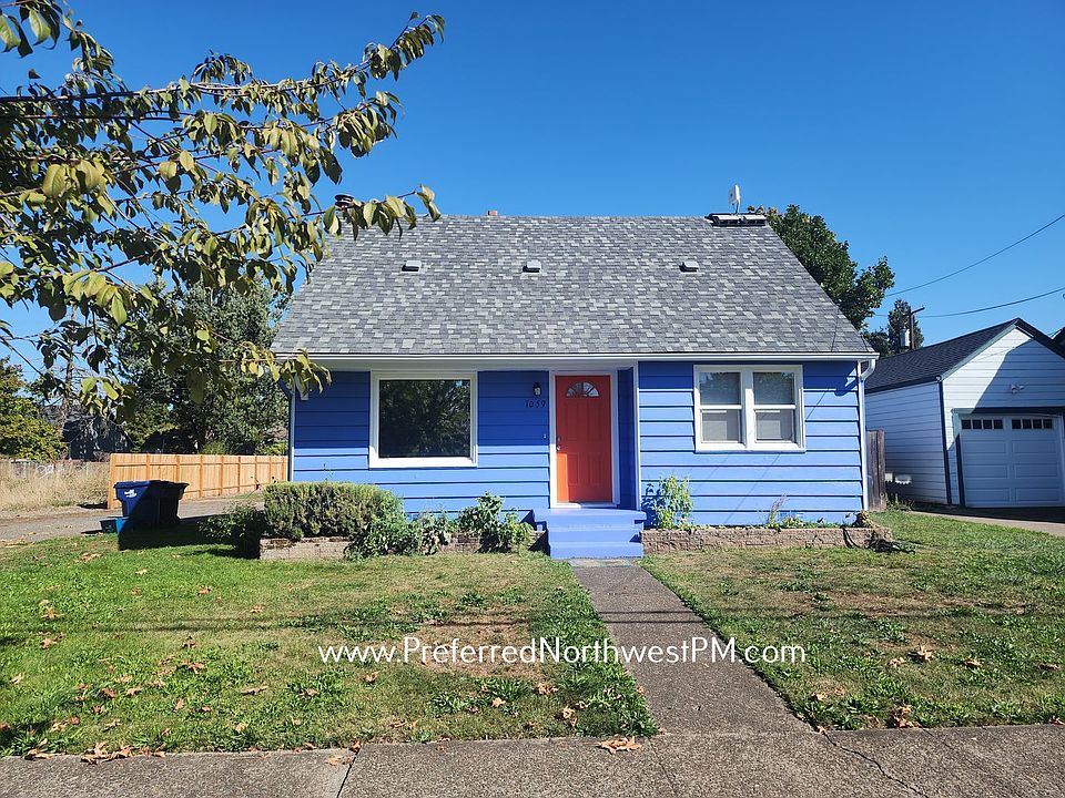 1st image of 1059 4th St #1/2