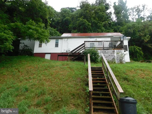 1109 W 7th St, Lewistown, PA 17044