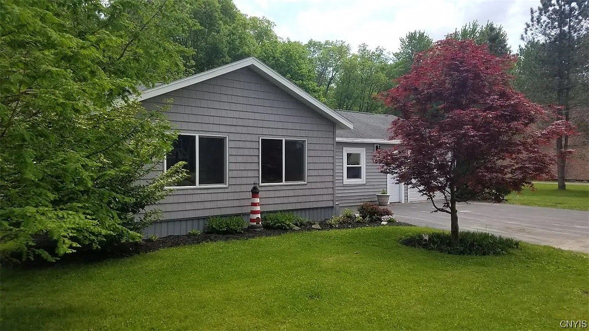 6402 Lakeshore Rd S, Canastota, NY 13032 MLS S1488176 Zillow