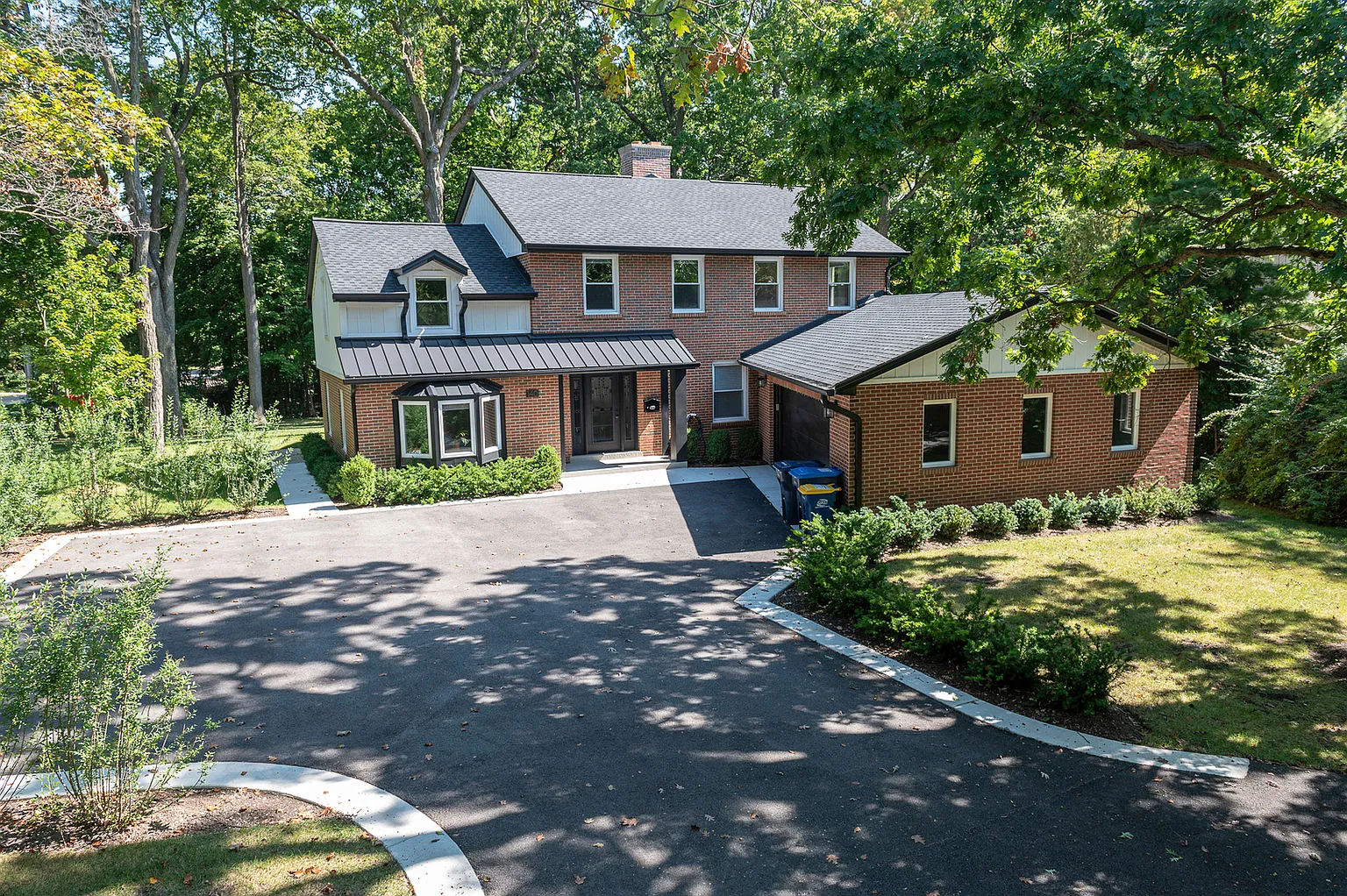140 Hazel Ave photo 1