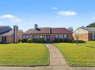 206 Southerland Ave, Mesquite, TX 75150