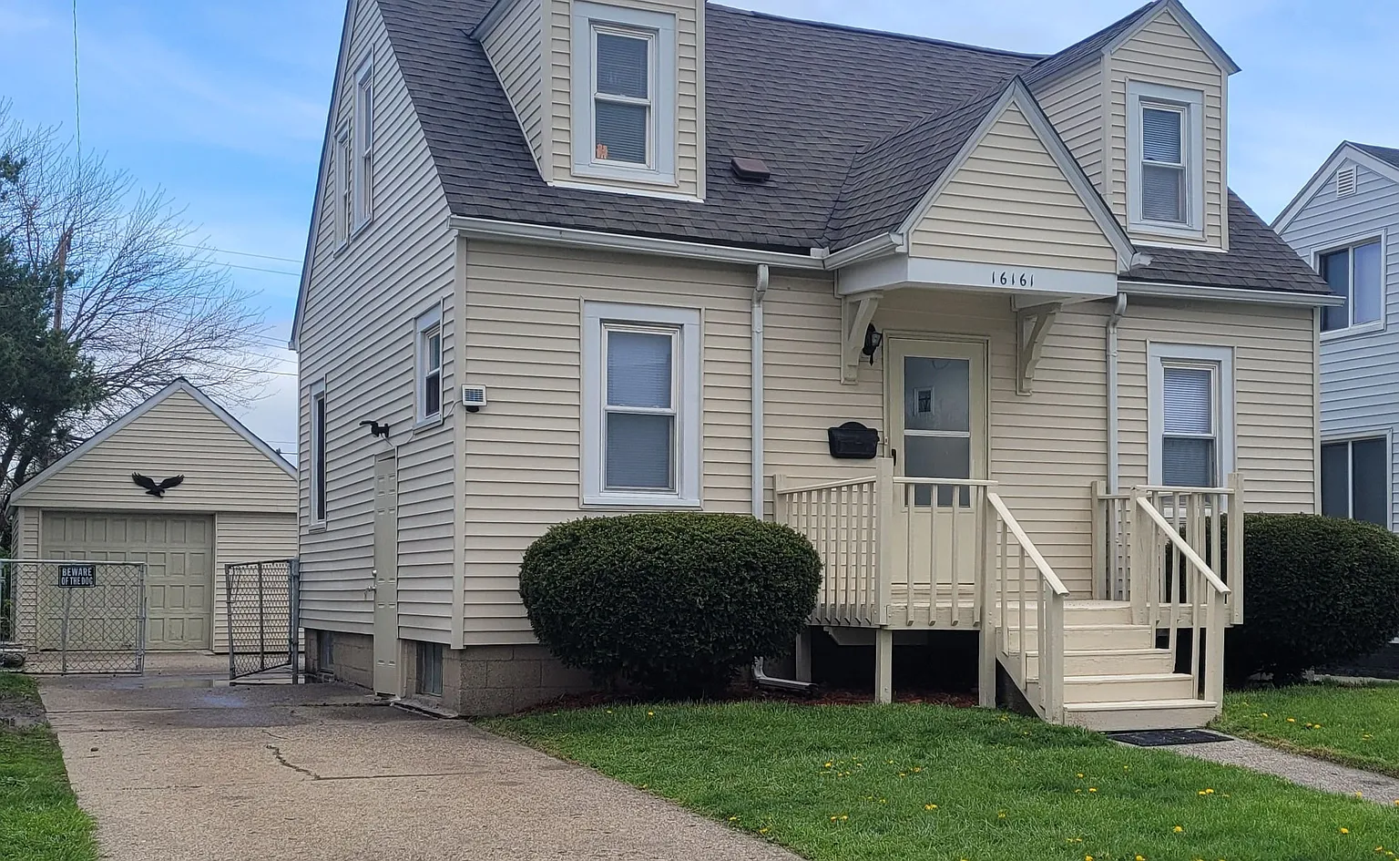 16161 Evergreen Ave photo 1