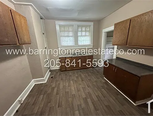 4637 Court S — Photo 6