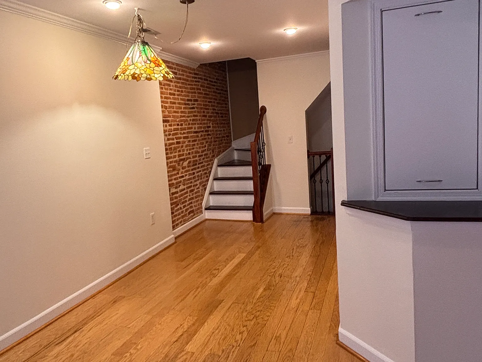 119 N Bradford St — Photo 3