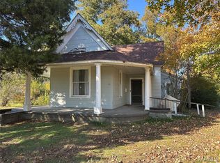 412 E Howard St, Malden, MO 63863