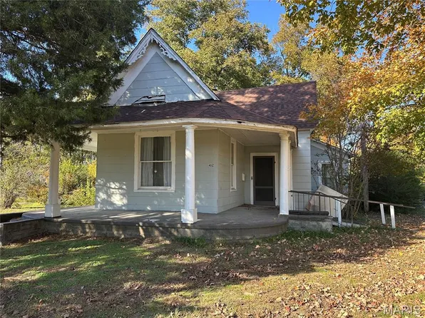 412 E Howard St, Malden, MO 63863