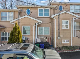 277 Jewett Avenue NA image 1 of 28