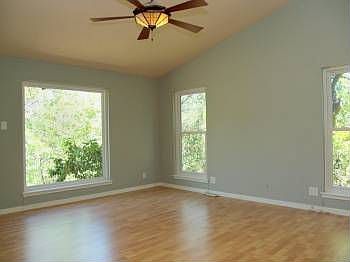 4th image of 7908 Bell Mountain Dr