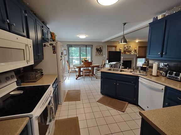 5th image of 2413 Shoveler Way