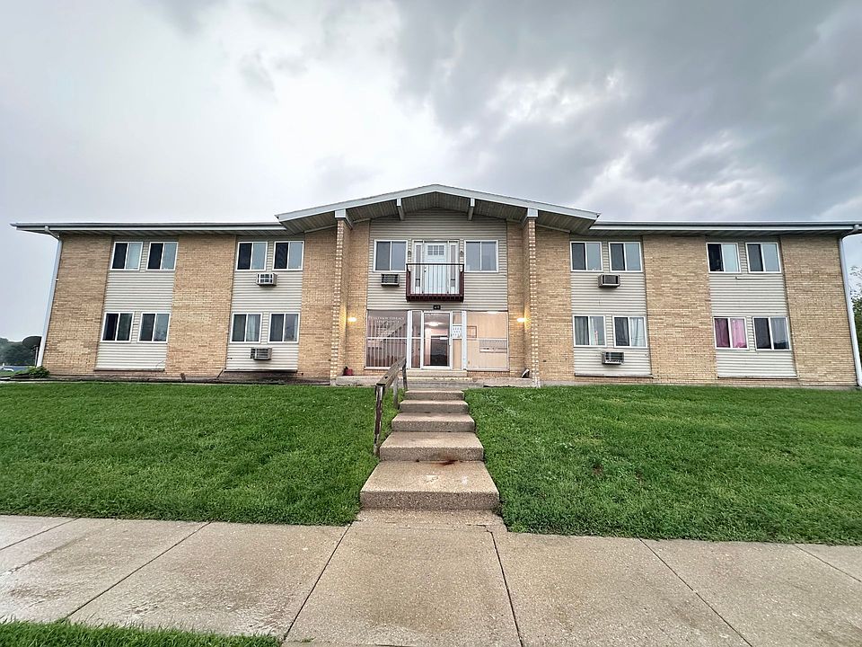 1st image of 410 N Terrace St #9
