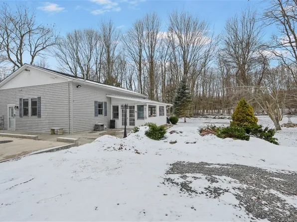 4890 Gordon Ln, East Springfield, PA 16411
