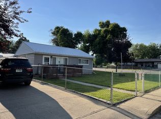102 2nd St, Glendive, MT 59330