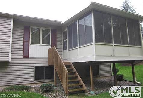 2nd image of 6516 Leisure Creek Dr SE