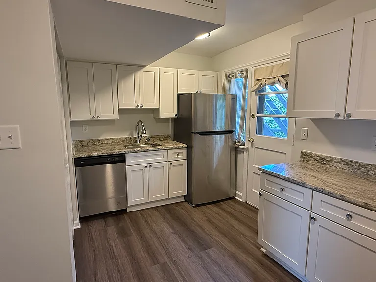 3917 Cutshaw Ave — Photo 1