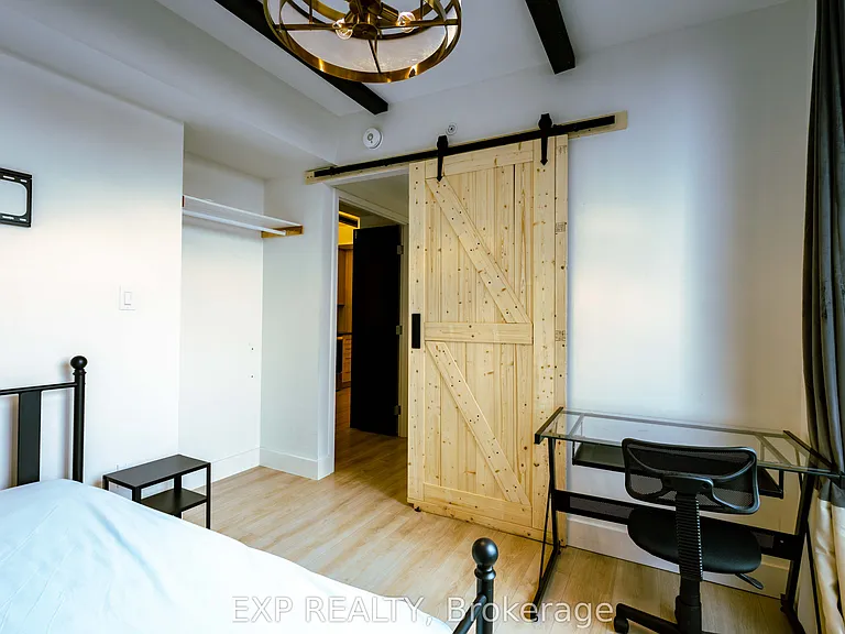 145 Columbia St W #928 — Photo 8