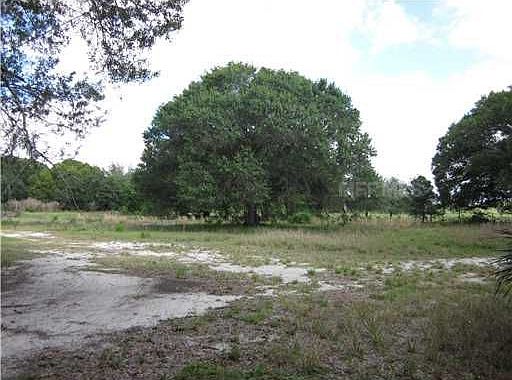 1st image of 1884 SW Los Pinos Dr