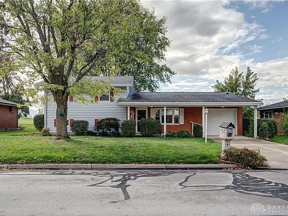 4th image of 106 Oxford Dr