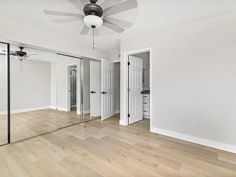 1460 Heidi Cir — Photo 17