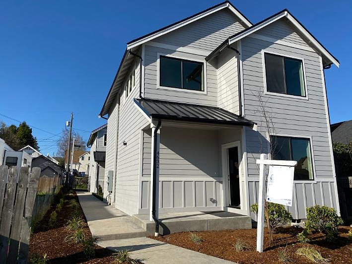 1st image of 4632 Yakima Ave #A-d