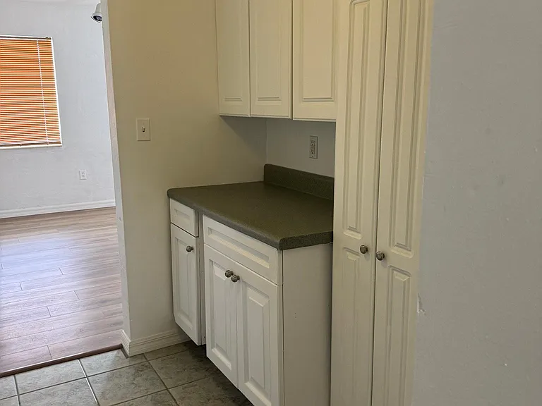8790 Aero Ave — Photo 4