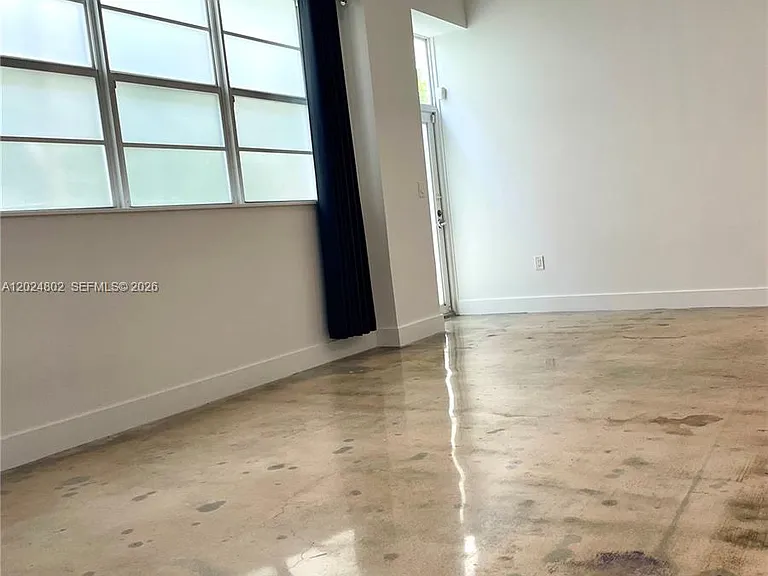 935 Euclid Ave #6 — Photo 11