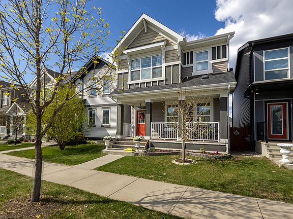 3rd image of 1770 Dumont Cres SW