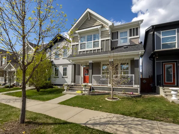 1770 Dumont Cres SW, Edmonton, AB T6W 3V8